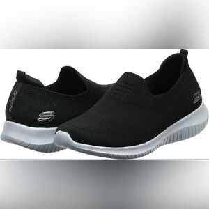 Skechers Ultra Flex Harmonious Knit Tennis Shoe/Sneaker - black/white, size 8.5